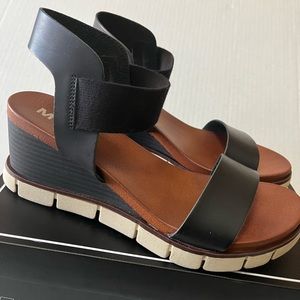 Mia woman’s black Sandals Shoes size 9.5